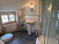 Très Belle Maison Ancienne de 5 Chambres avec Bel Extérieur et Maison à Rénover