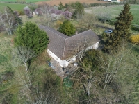 Stone Built  5-Bedroom Country House On One Level with a Large Enclosed Park. Ideal For Horses
