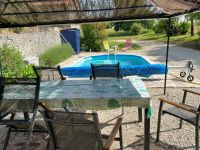 Maison Ancienne avec 2 Logements Indépendants et Piscine