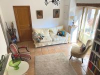 Très Belle Maison Ancienne de 5 Chambres avec Bel Extérieur et Maison à Rénover