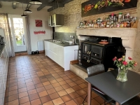 Charming 5 Bedroom Stone House with Modern Comforts and Rustic Elegance