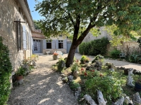Charmante Maison Ancienne Avec Jardin Clos Et Dépendances