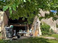 Old Coach House With Spacious Accommodation And  A Garden In The Heart Of A Village