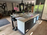 Nanteuil-en-Vallée. Beautiful 2-Bedroom Bungalow with Landscaped Garden and Plunge Pool