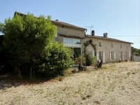 Charming Stone Village House – 8 Rooms – Enclosed Garden (1972m²) and Outbuildings
