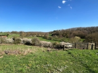 Belle Maison Avec Un Grand Terrain et Des Belles Vues