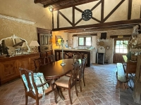 Charmante Maison en Pierre Rénovée dans un Cadre Champêtre et Paisible