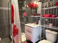 Superbe Maison en Pierre de 5 Chambres avec Piscine