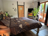 Nanteuil-en-Vallée. Beautiful 2-Bedroom Bungalow with Landscaped Garden and Plunge Pool