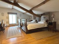 Très Belle Maison Ancienne de 5 Chambres avec Bel Extérieur et Maison à Rénover