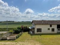 Ensemble de Deux Maisons Anciennes - Proche Chef-Boutonne