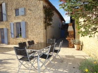 Belle Maison Charentaise Avec Son Gîte Et Piscine