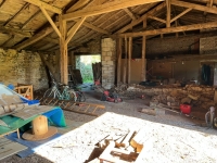 Large 18th Century House with 7 Bedrooms and Swimming Pool, Near Brux And Used For Airbnb