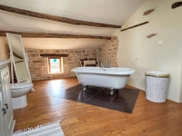 Belle Maison en Pierres 3 Chambres avec Jardin Clos et Dépendances