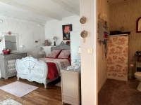 Superbe Maison en Pierre de 5 Chambres avec Piscine