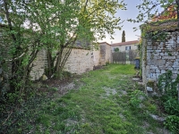 3 Bedroom Stone House and Barn in a Quiet Hamlet