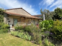 Fabulous 3 Bedroom Character Property With Gorgeous Gardens Leading Towards The River