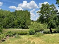 Pavillon sur Sous-sol avec Beau Jardin en Bordure de Charente