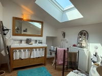 Charmante Maison en Pierre Rénovée dans un Cadre Champêtre et Paisible