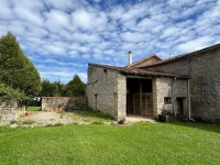 Maison 4 Chambres, Dépendances, Grand Terrain et Piscine