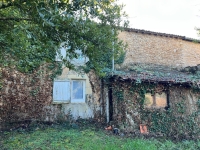 Ruffec, Maison De Ville A Vendre Avec Jardin
