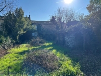 Ruffec, Maison De Ville A Vendre Avec Jardin