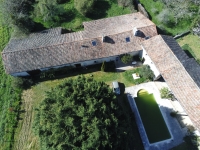 Large 18th Century House with 7 Bedrooms and Swimming Pool, Near Brux And Used For Airbnb