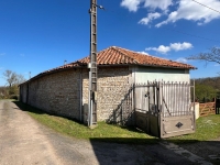 Belle Maison Avec Un Grand Terrain et Des Belles Vues