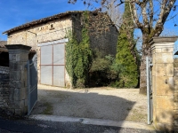 17th Century Unique "Relais De Poste" Offering 4 Bedrooms And Heaps Of Character