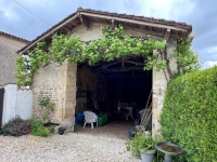 Beautiful Village House, Lovely Exterior And GîtePotential