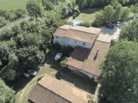 Très Belle Propriété Chambres D'Hôtes avec 10 Chambres, Dépendances et Piscine