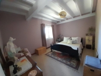 Beautifully Renovated Detached 4 Bedroomed Property