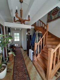 Beautifully Renovated Detached 4 Bedroomed Property