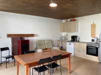 Jolie Maison en Pierre, proche de Ruffec