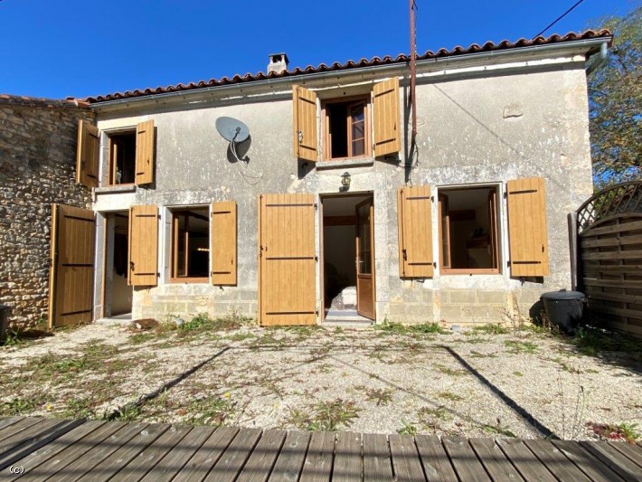 2 Bedroom Stone House With Small Guest House And Garden. Close to Ruffec