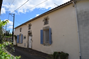 Maison avec 2 Chambres et Grange - Dans Un Village Pittoresque