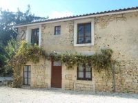 Superbe Propriété Avec Maison Principale Et 5 Gîtes. Belle Piscine