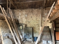 Longère avec grange attenante et nombreuses dépendances