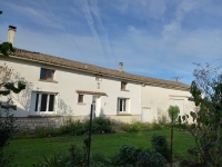 Longère avec grange attenante et nombreuses dépendances