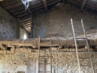 Longère avec grange attenante et nombreuses dépendances
