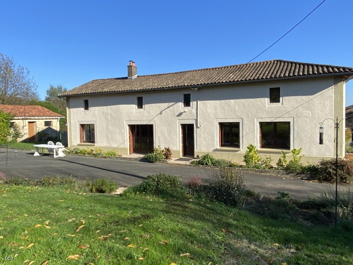 Detached Stone Farmhouse With 2.4 Hectares And Outbuildings