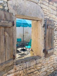 Très Belle Maison Ancienne de 4 Chambres dans un Hameau Calme