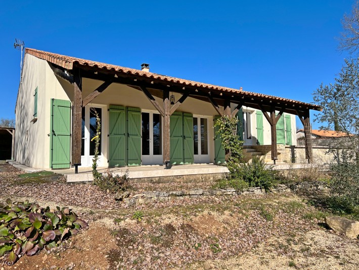 Beau Pavillon 3 Chambres Proche de Ruffec