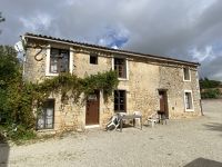 Superbe Propriété Avec Maison Principale Et 5 Gîtes. Belle Piscine