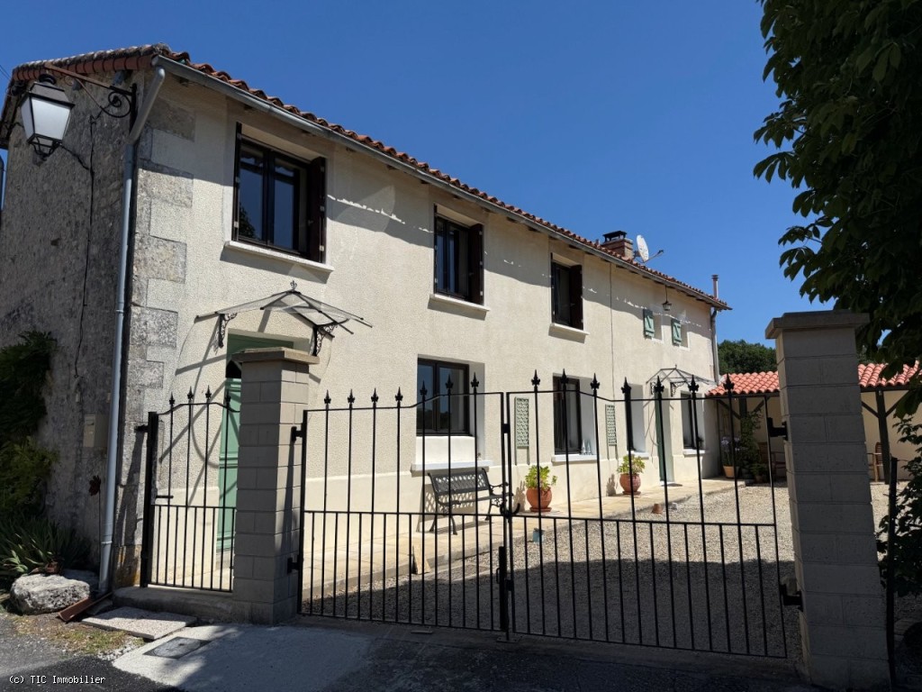 Charming Country Home with Views and Private Golf – Near Nanteuil-en-Vallée