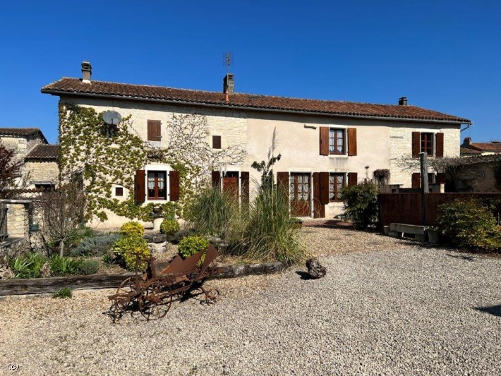 Superb House With Courtyard Garden And Outbuilding In The Beautiful Historic Village Of Tusson