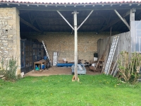 Maison Ancienne avec 2 Logements Indépendants et Piscine