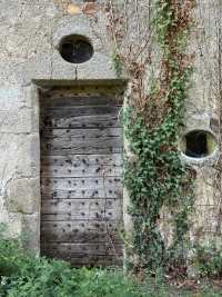 Old Manor house to renovate with various outbuildings
