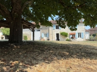 Pretty Character Stone Property With Views