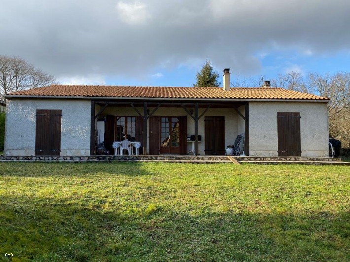 Maison De Plain-Pied 4 Chambres Et Jardin